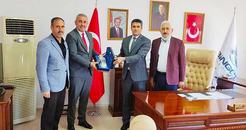 ÖZDEMİR’DEN ARIKAN’A ZİYARET