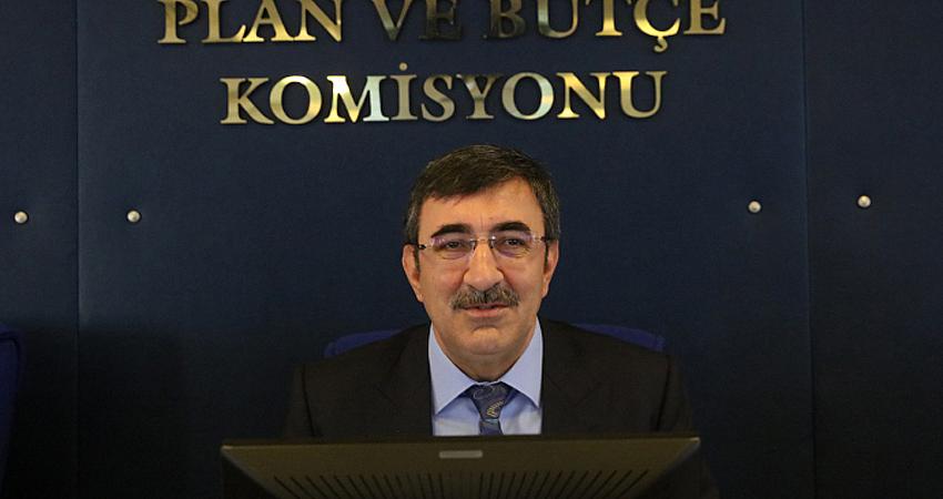 EKONOMİYE İLİŞKİN ‘TORBA’ KANUN KOMİSYONDA GÖRÜŞÜLMEYE BAŞLANDI